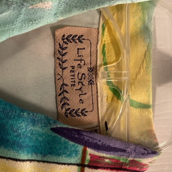 Colorful jacket - Picture 2 of 3